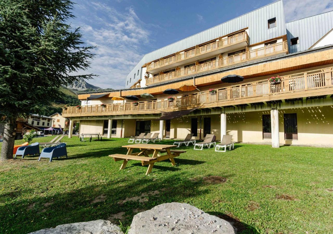 Village Vacances Atc Routes Du Monde Saint-François-Longchamp Eksteriør bilde