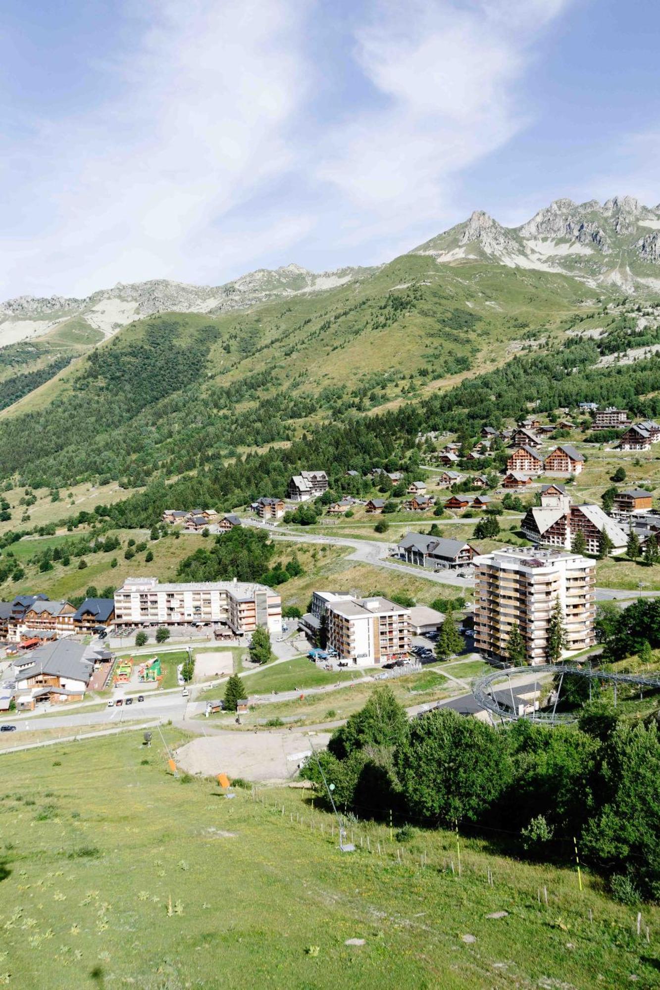 Village Vacances Atc Routes Du Monde Saint-François-Longchamp Eksteriør bilde