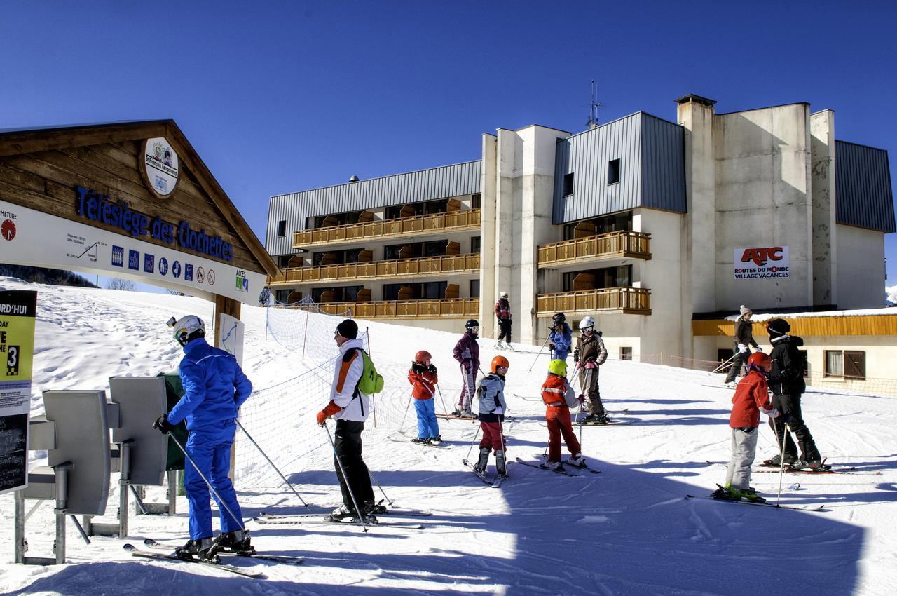 Village Vacances Atc Routes Du Monde Saint-François-Longchamp Eksteriør bilde